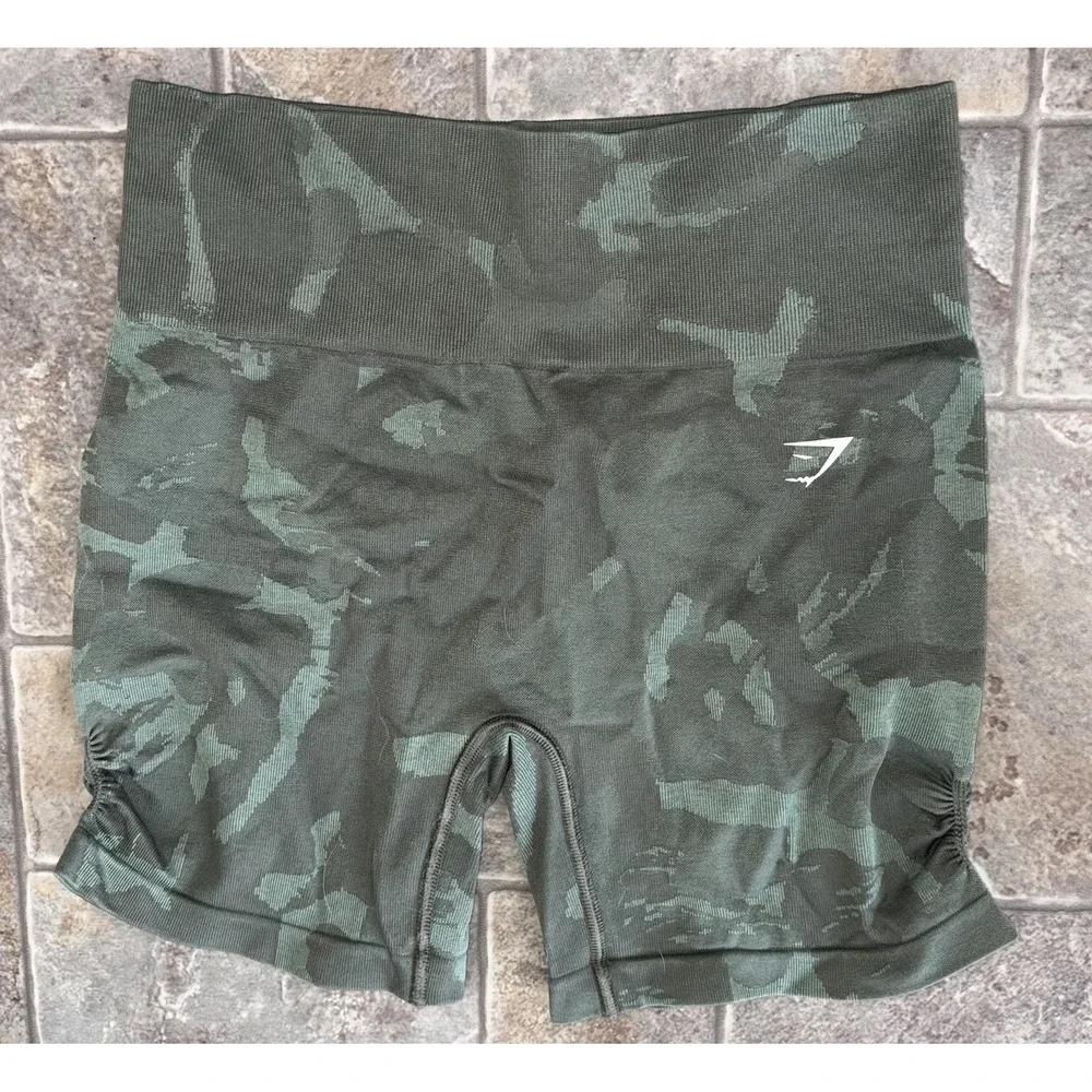Gymshark Adapt Camo Seamless Biker Shorts Army Green Medium 5